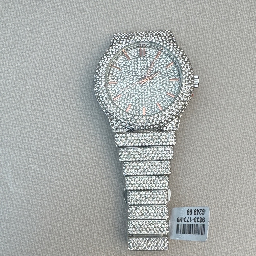 Men’s Iced Out Bling Analog Watch - Picture 3 of 5